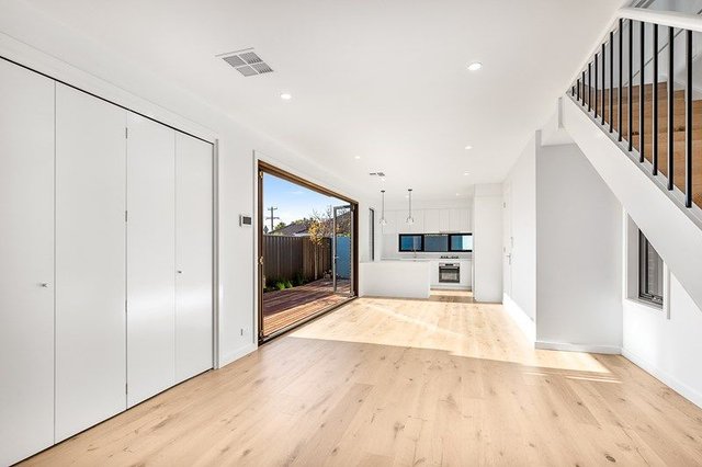 19 Cecil Street, VIC 3165