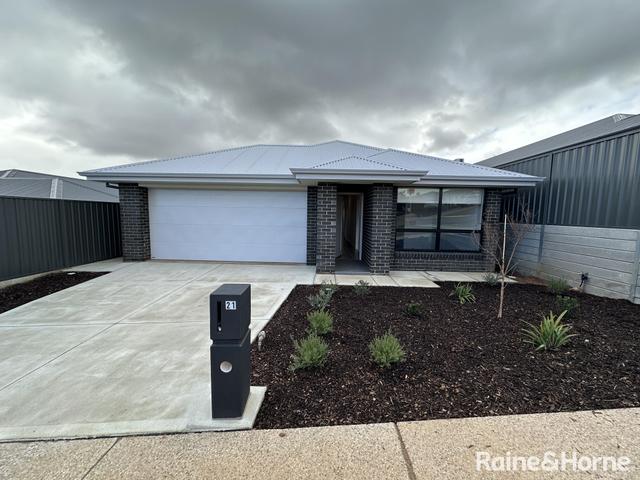 21 Whitford Road, SA 5114