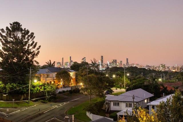6 Thornycroft Street, QLD 4121