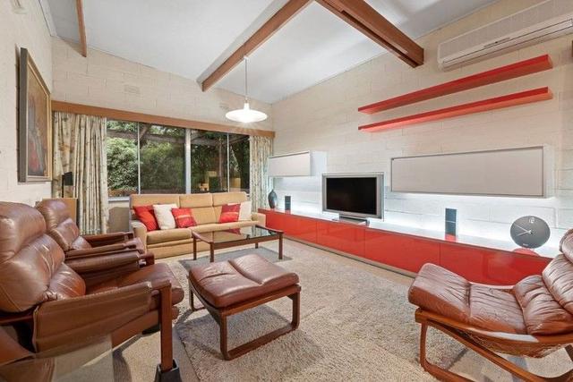 8 Caldwell Road, VIC 3133