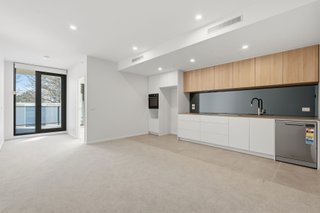 Standard Photo