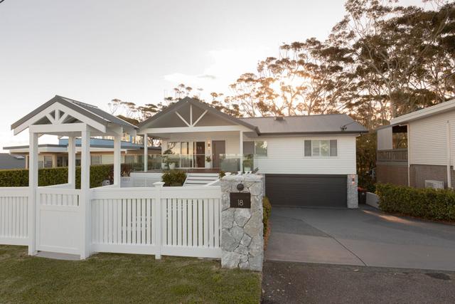 18 Table Top Road, NSW 2260