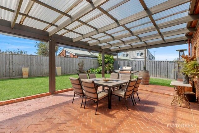 16 Roditis Drive, VIC 3226