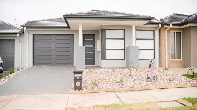 12 Tolkien  Drive, VIC 3024