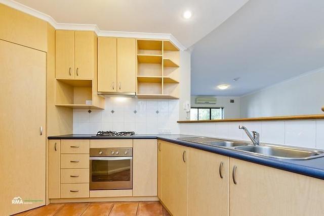 18/18 Kingsbury Road, WA 6027