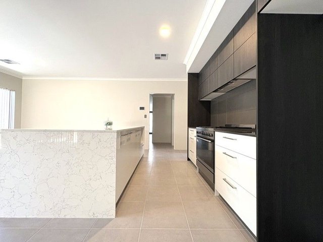 26 Karreen Way, WA 6055