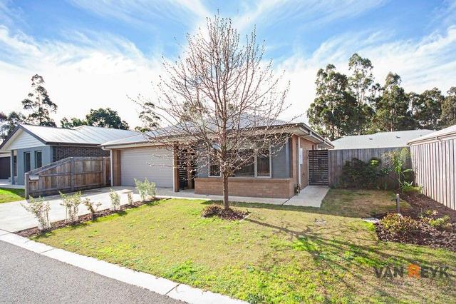 3 Bryan Pl, VIC 3875