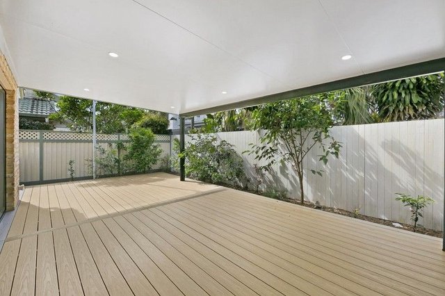 2/103 Nobby Parade, QLD 4220