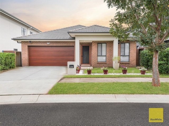 28 Bowen Circuit, NSW 2557