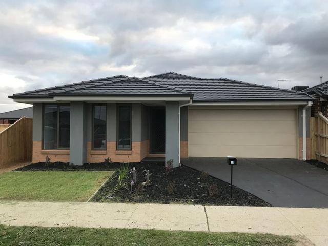 12 Shirley Street, VIC 3810