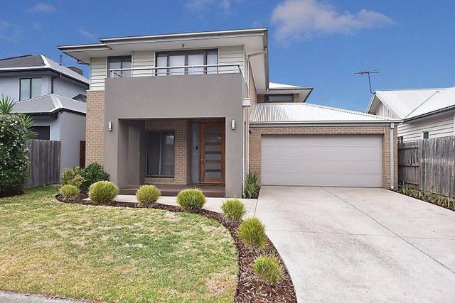 12 Second Avenue, VIC 3195