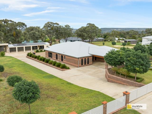 11 Wolbah Close, NSW 2360