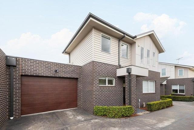 2/143 Loongana Avenue, VIC 3046