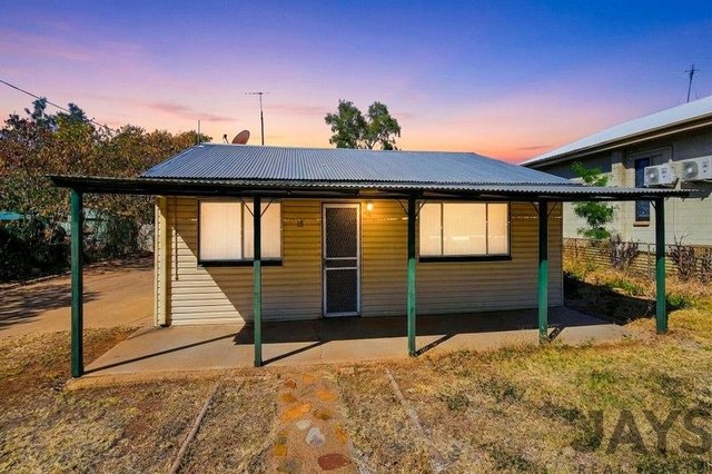 15 Fifth Avenue, QLD 4825