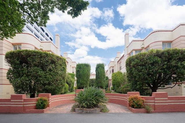 25/311 Royal Parade, VIC 3052