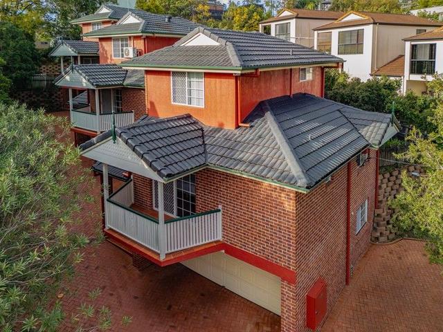2/64 Armadale Street, QLD 4067