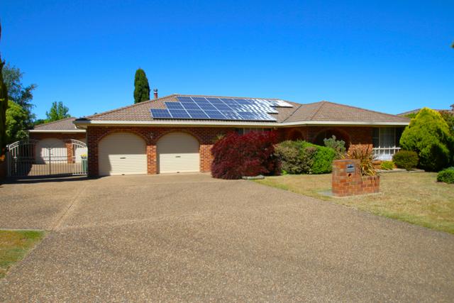 13 Braemer Circuit, NSW 2800