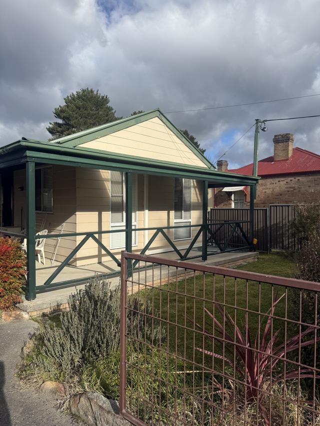 7 Stephenson Street, NSW 2790