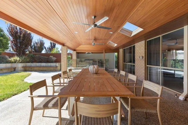 39 Viewcrest Way, WA 6020