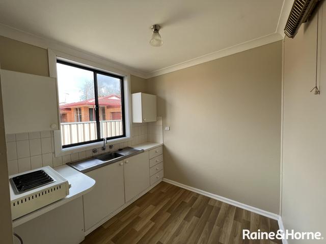 5/101 Kenna Street, NSW 2800