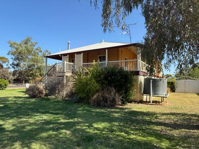 20 Walter Street, QLD 4470
