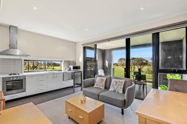 60_32/33 Fourteenth Road, VIC 3227