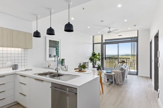 3205/2 Symphony Way, QLD 4300