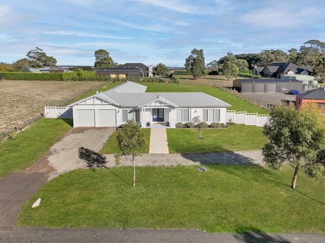 21 Opal Court, VIC 3444