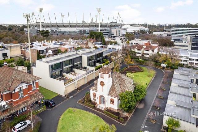 111 Wellington Parade South, VIC 3002
