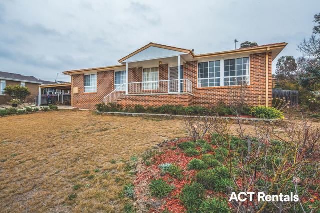8 Vonwiller Crescent, ACT 2905