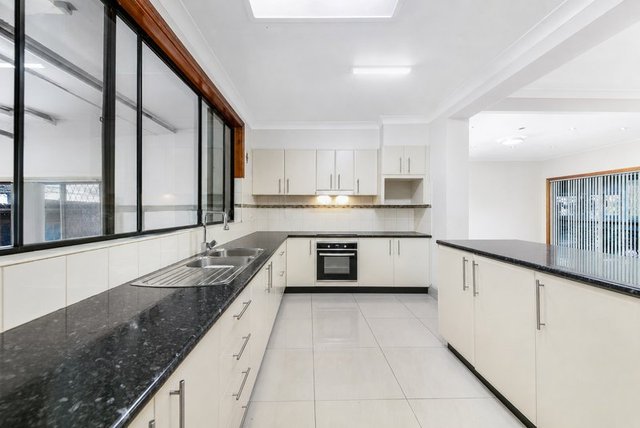 23 Leighdon Street, NSW 2197