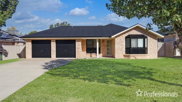 29 Mima Street, NSW 2650
