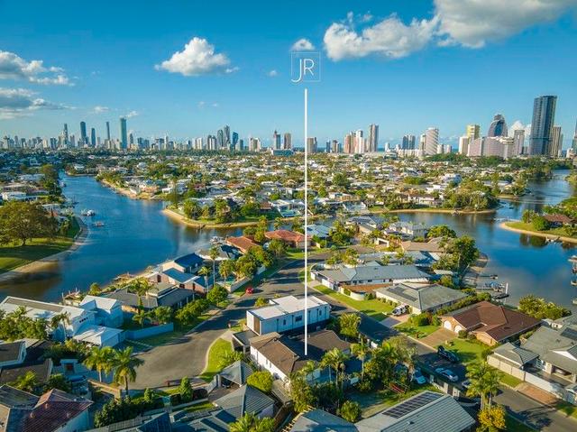 10 Cocos Crescent, QLD 4218