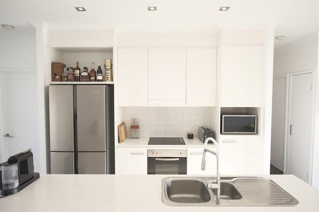 2 Gaven Crescent, QLD 4218