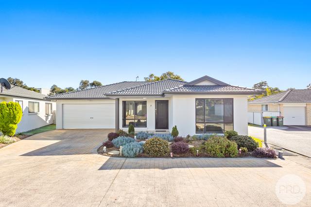7/4 Helm Close, NSW 2317