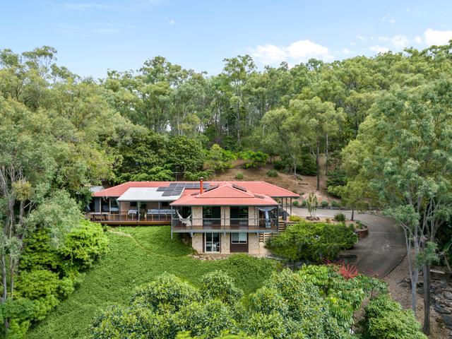 21-23 Hillview Crescent, QLD 4207