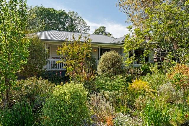 38 Elvins Street, VIC 3722