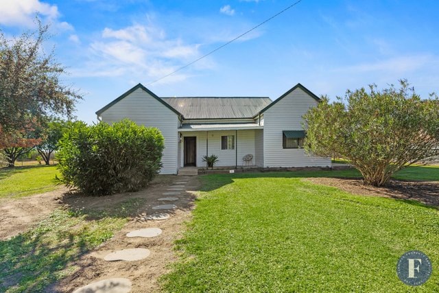 5 Church Street, NSW 2807