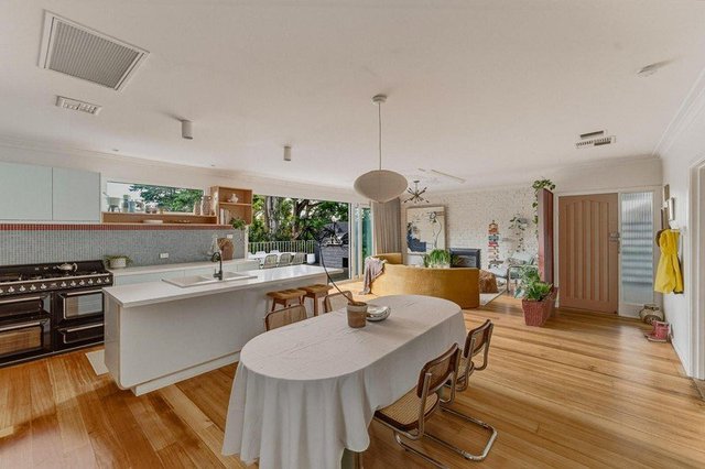9 Magdalen Street, VIC 3044