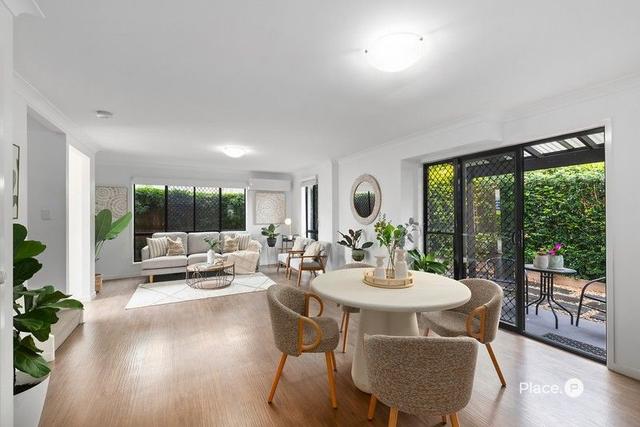 1/10 Rolle Street, QLD 4121
