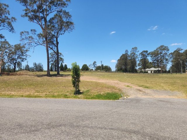 4 Claret Avenue, NSW 2335