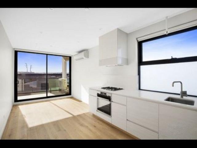 201/1B Kokaribb Road, VIC 3163