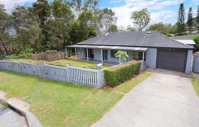 15 Paddington Drive, QLD 4211