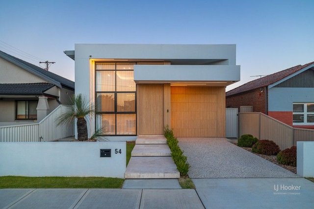 54 Gowrie Avenue, NSW 2196