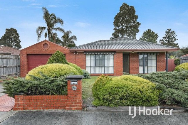 17 Cyprus Place, VIC 3810