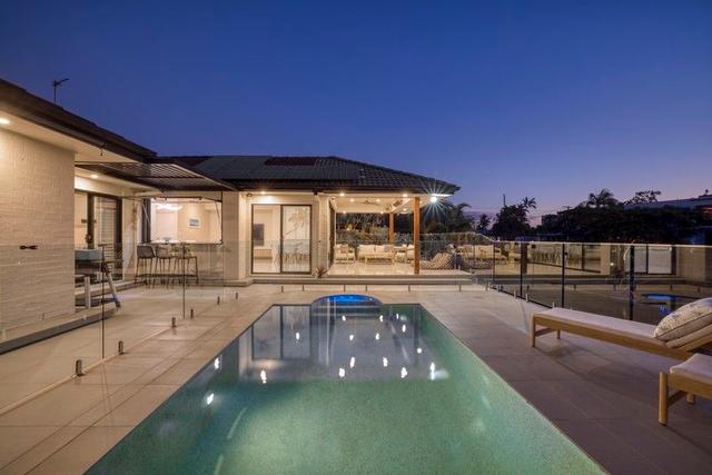 5 Crest View Key, QLD 4218