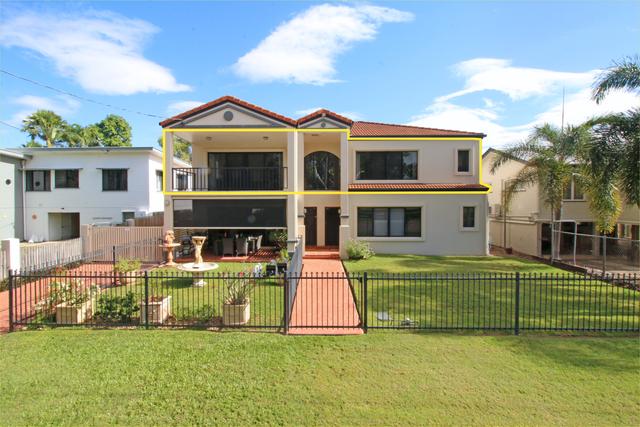 2/14 Palm Street, QLD 4810