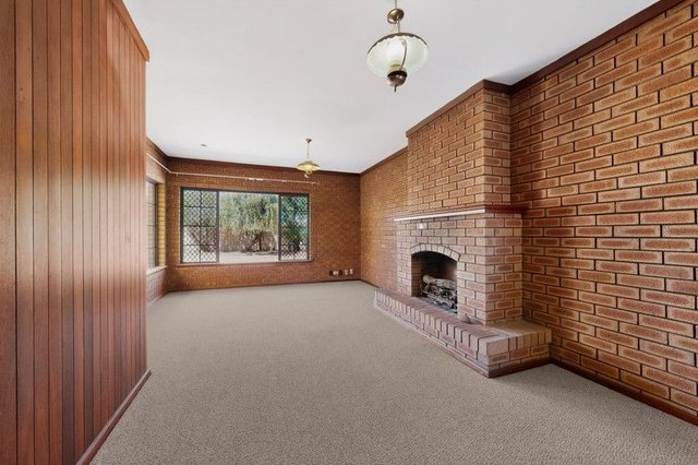 14 Bader Way, WA 6021