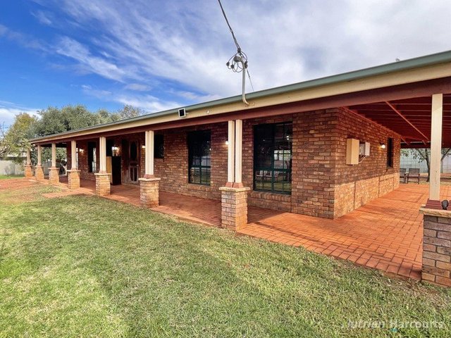 9-13 Cowper Street, NSW 2835
