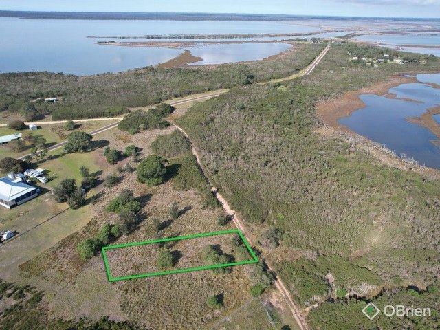 2/22 View Hill Avenue, VIC 3862